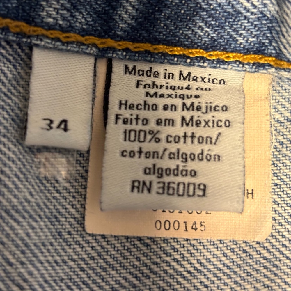 Vintage Classic Blue Denim Jeans - Picture 8 of 10